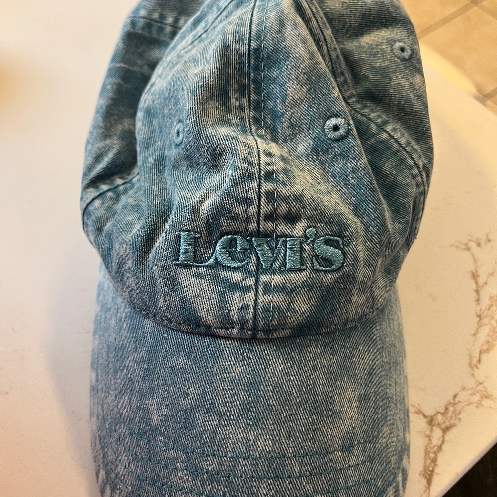 Levi’s baseball cap